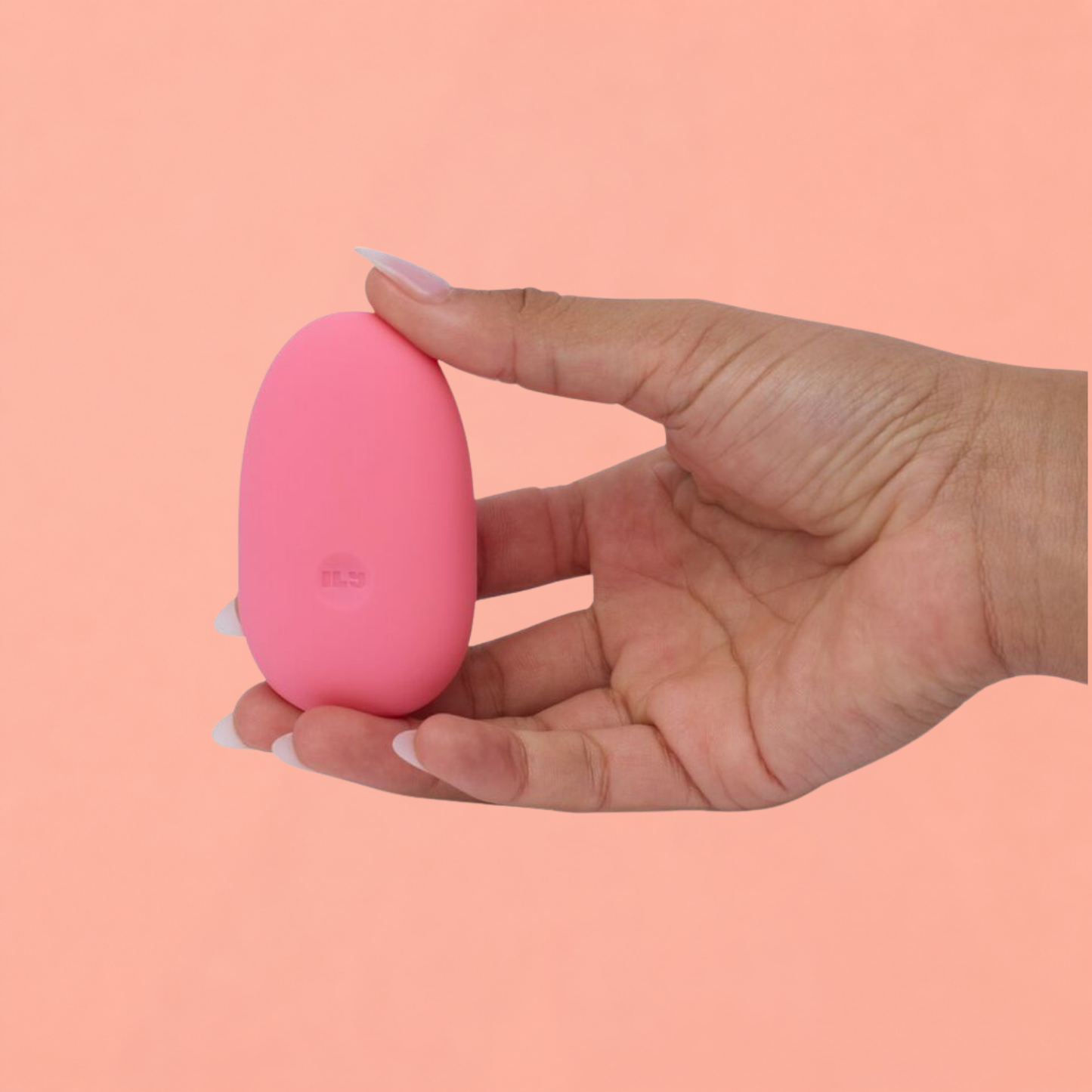 Je Joue Pebble ILY – Stimulateur Clitoridien Galet Rose Rechargeable
